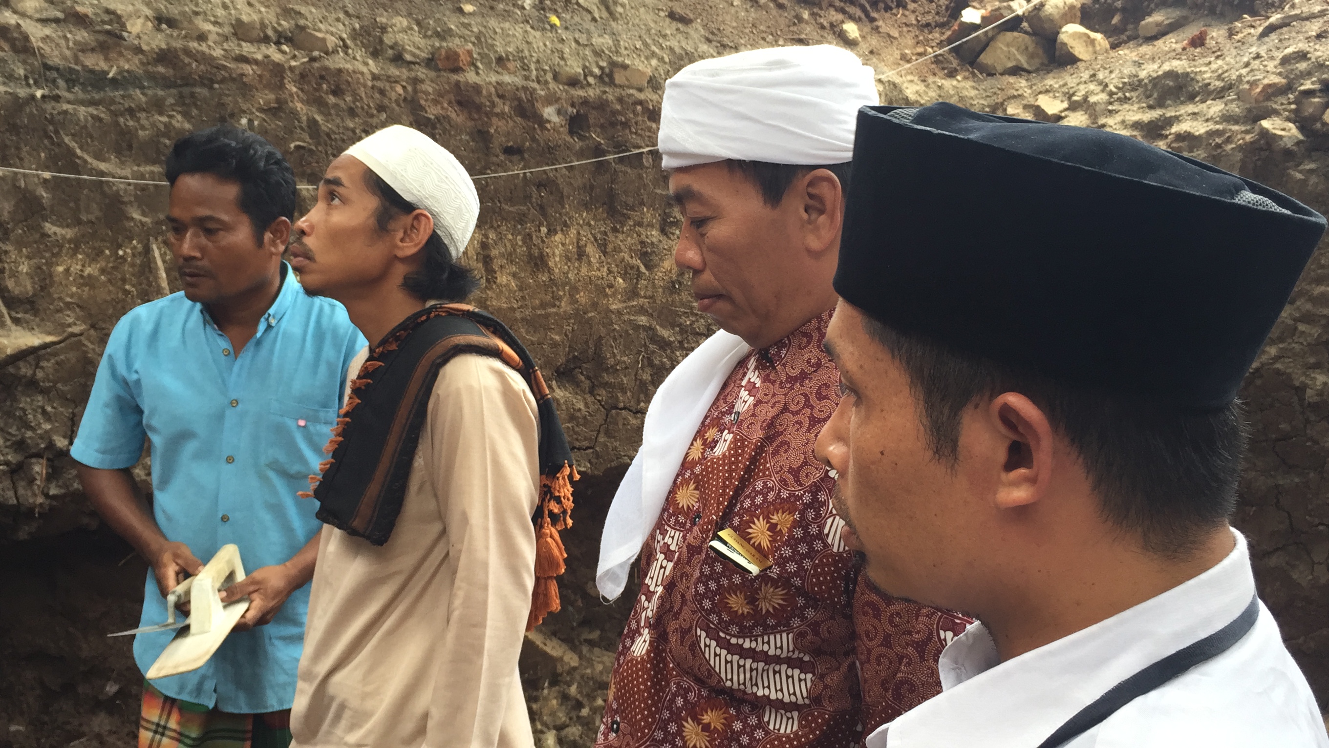 peletakan batu pertama
